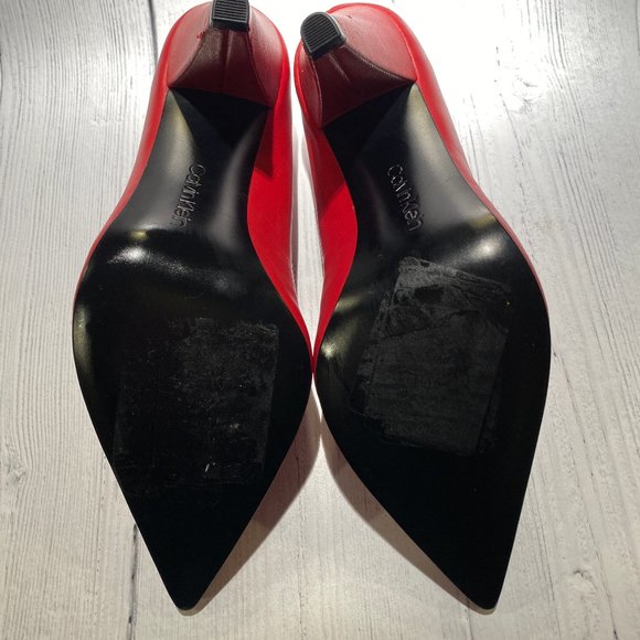 Calvin Klein Red Pump Sz 6 - Picture 3 of 6